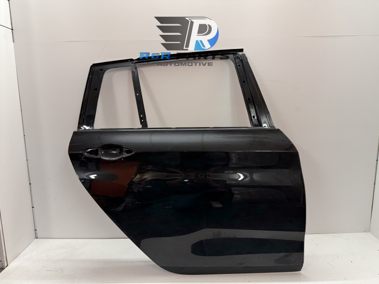 Portier Rechts achter - (Bmw 2-Serie F46) - OEM: 41517392326