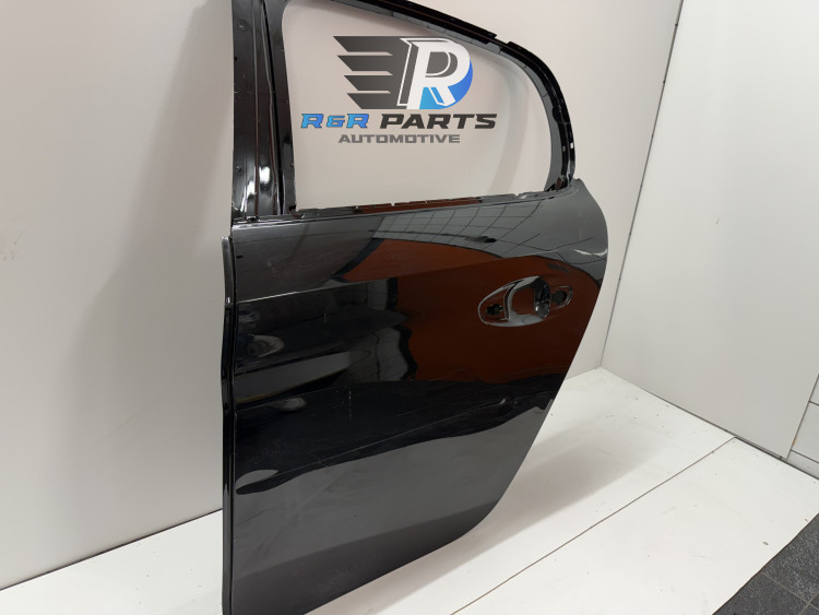 Portier links achter - (Peugeot 208 II) Vanaf 2019 - OEM: 9827577980