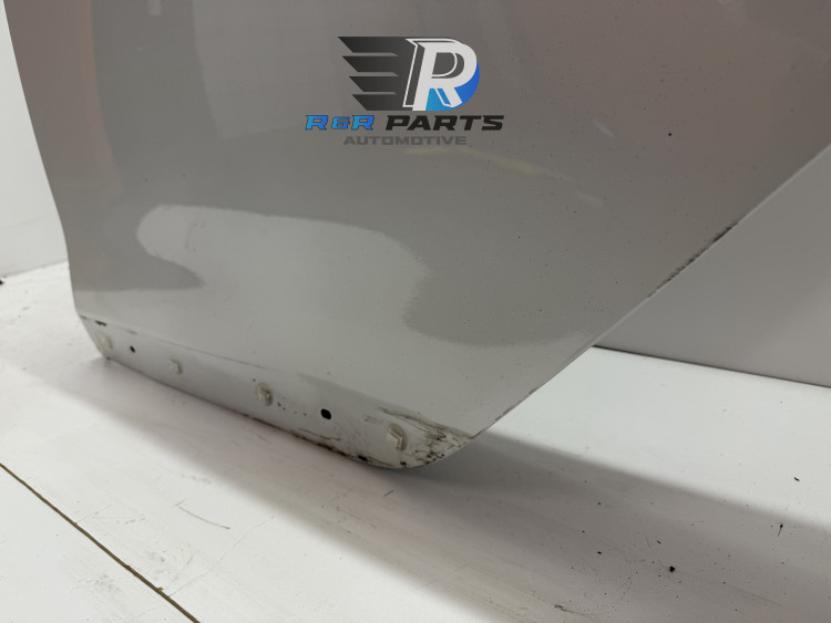 Portier links achter - peugeot 2008 (-19) OEM: 9802969780