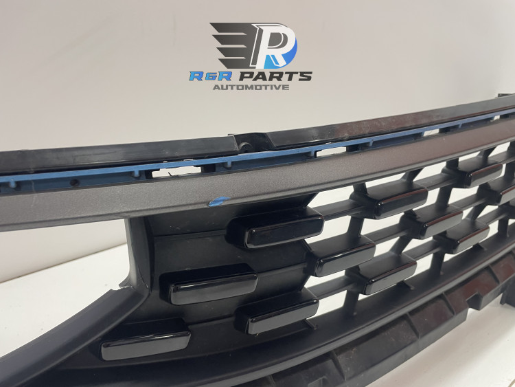 Grille - Zwart / Blauw - (Lynk&Co 01) - OEM: 8890497340