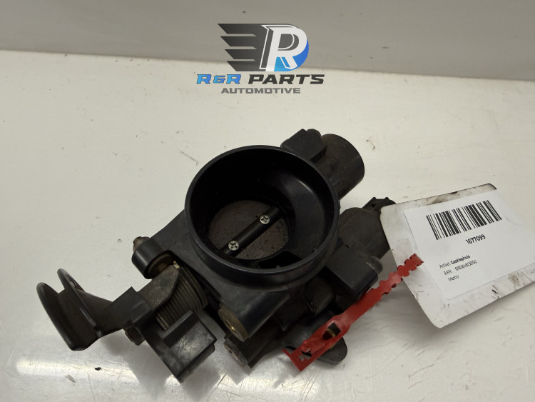 Gasklephuis - Kunstof - Peugeot 107 / Citroen C1 / Toyota Aygo - OEM: 163618