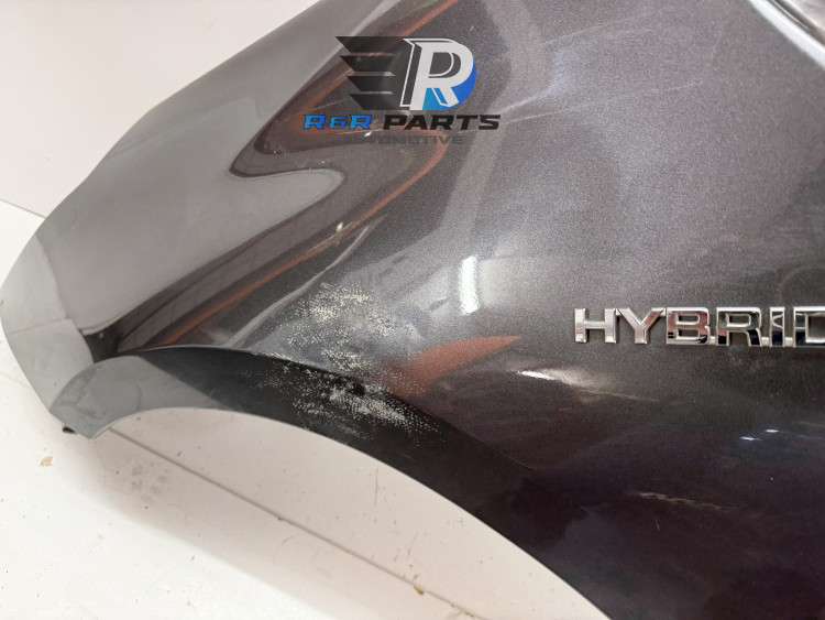 Voorscherm links - Toyota Prius (ZVW5) - OEM: 5380247110