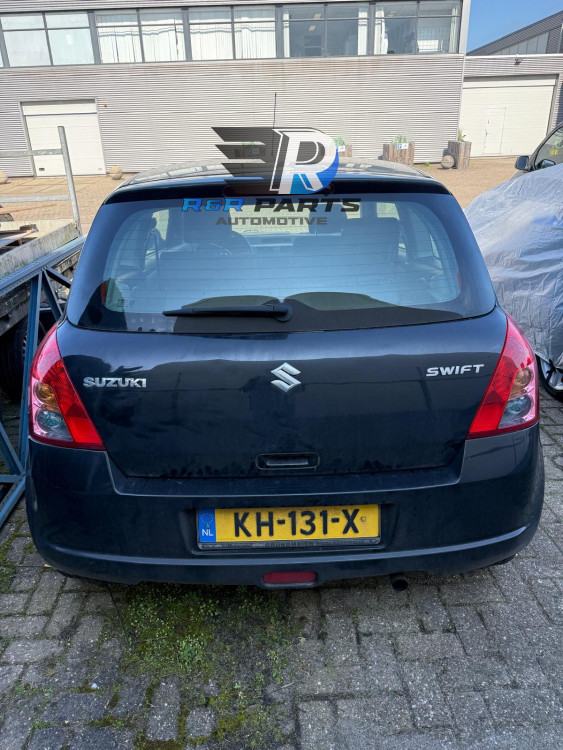 Achterbumper - Zwart - Suzuki Swift (-08) - OEM: 7181177J00