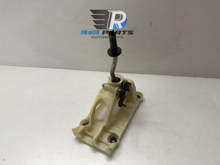 Schakelmechaniek in auto - Suzuki Swift III / IV - OEM: 2810063J05
