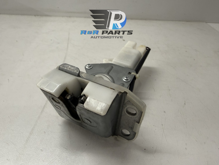 Slotmechaniek achterklep - Suzuki Swift III / SX4 - OEM: 8251063J00